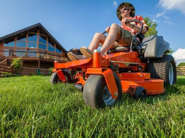 What to Know Before Buying a Riding Lawn Mower?